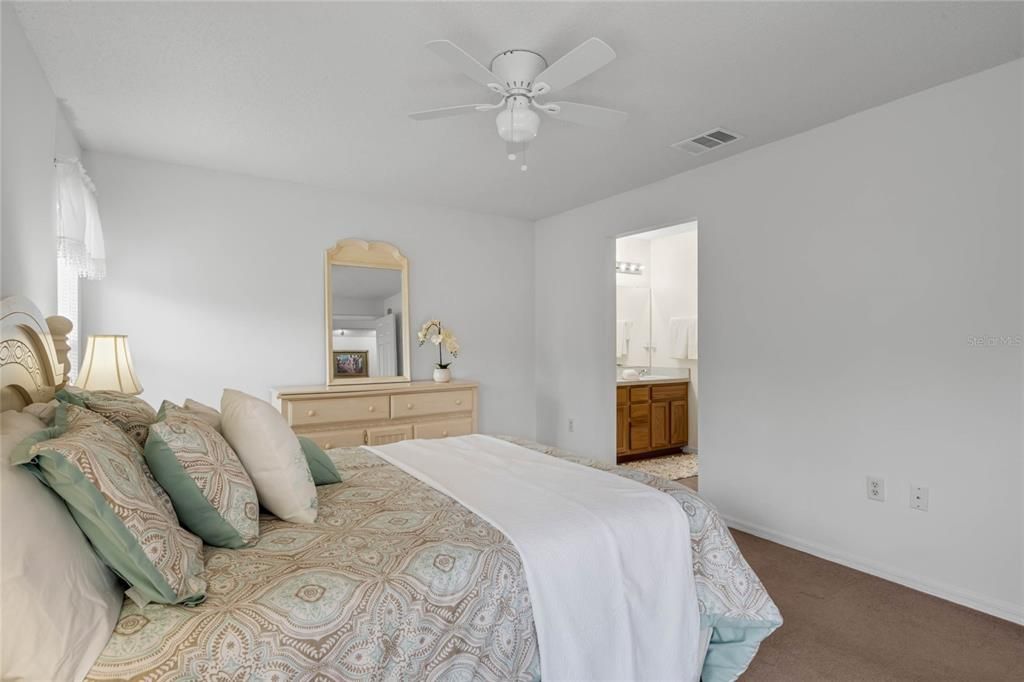 En Renta: $1,595 (2 camas, 2 baños, 1321 Pies cuadrados)