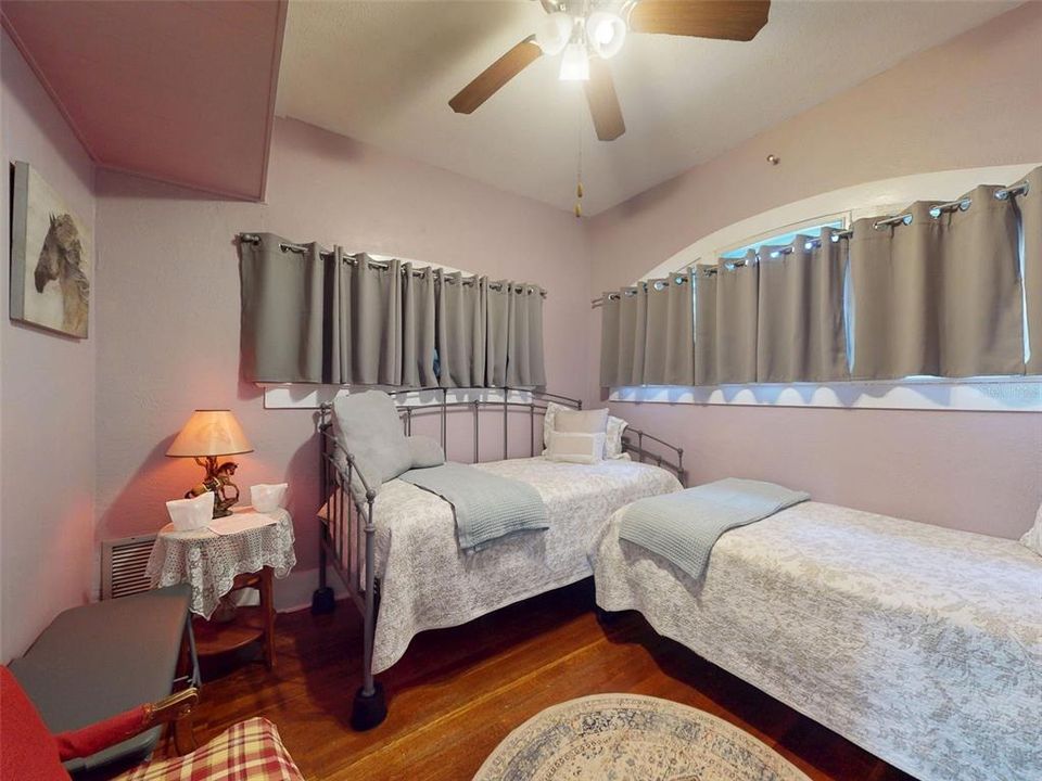 For Sale: $999,000 (0 beds, 0 baths, 2966 Square Feet)