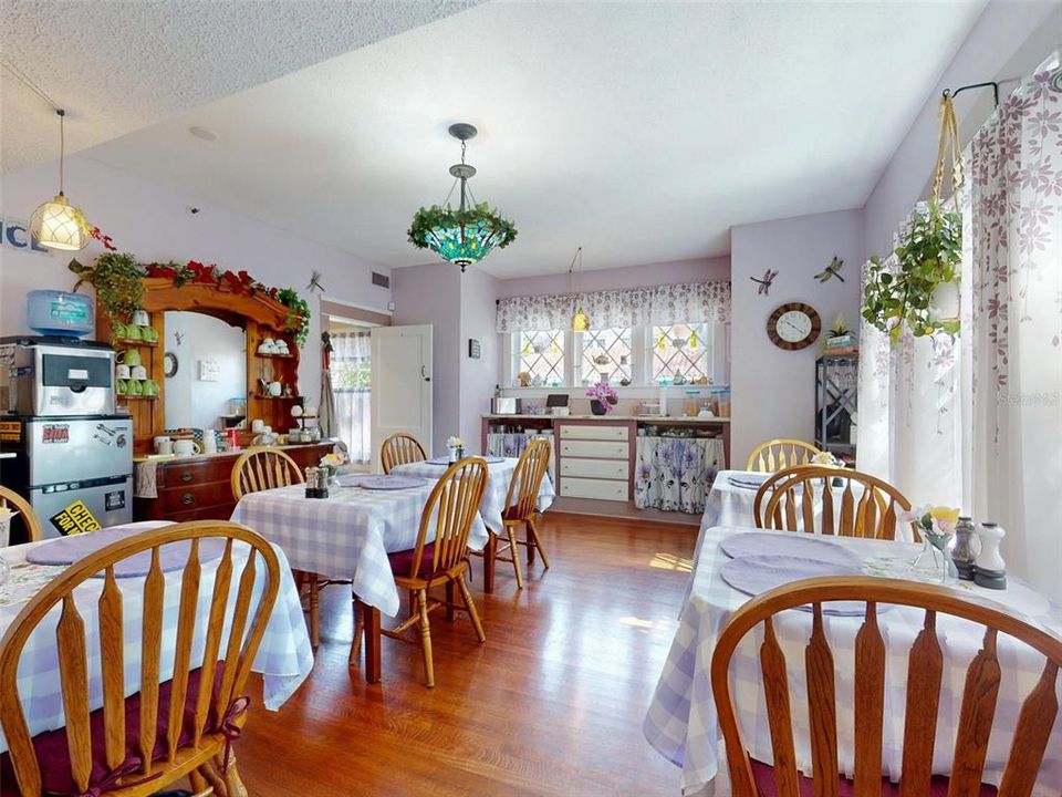 For Sale: $999,000 (0 beds, 0 baths, 2966 Square Feet)