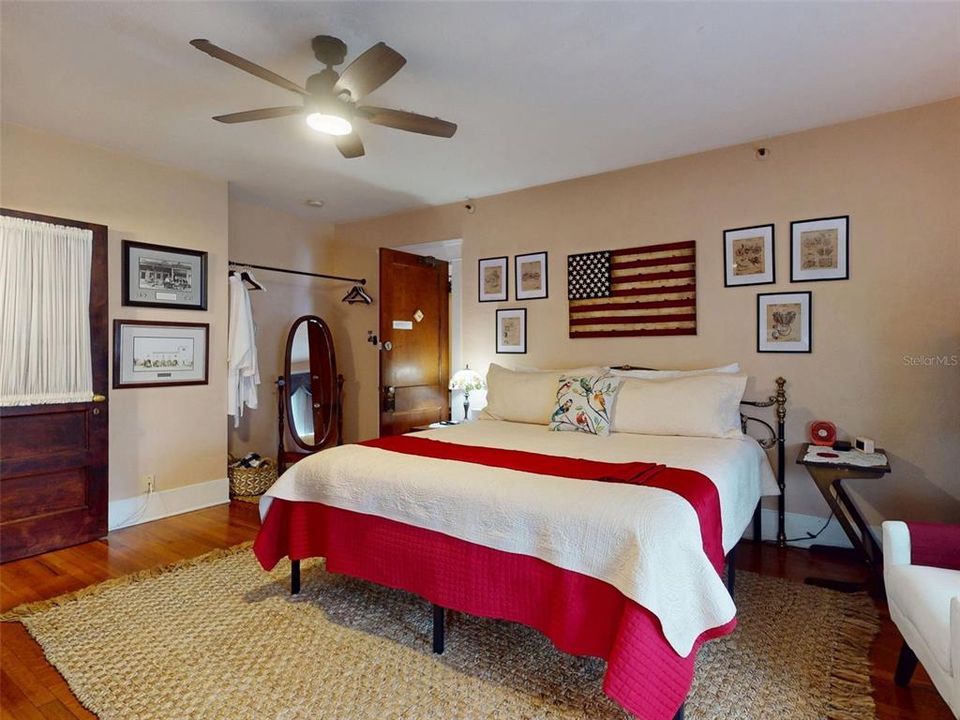 For Sale: $999,000 (0 beds, 0 baths, 2966 Square Feet)