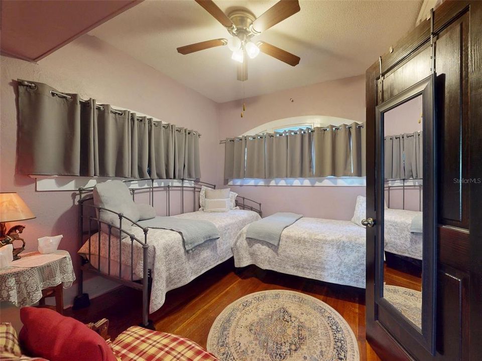 For Sale: $999,000 (0 beds, 0 baths, 2966 Square Feet)