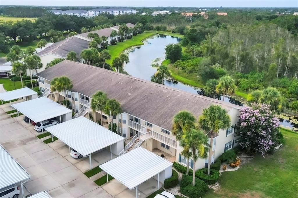 Active With Contract: $179,000 (2 beds, 2 baths, 1060 Square Feet)