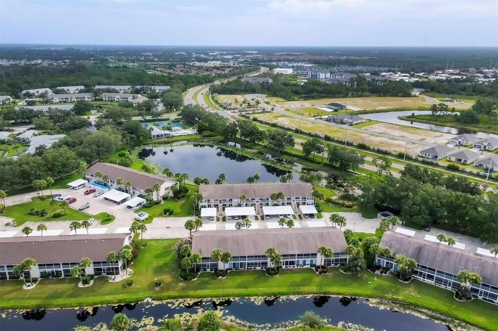 Active With Contract: $179,000 (2 beds, 2 baths, 1060 Square Feet)