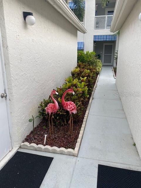 For Rent: $3,500 (2 beds, 2 baths, 1245 Square Feet)