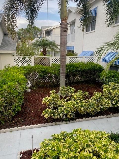 For Rent: $3,500 (2 beds, 2 baths, 1245 Square Feet)