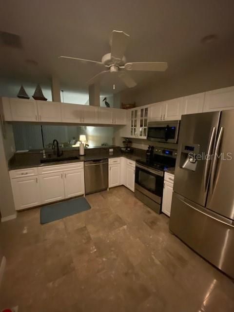 For Rent: $3,500 (2 beds, 2 baths, 1245 Square Feet)