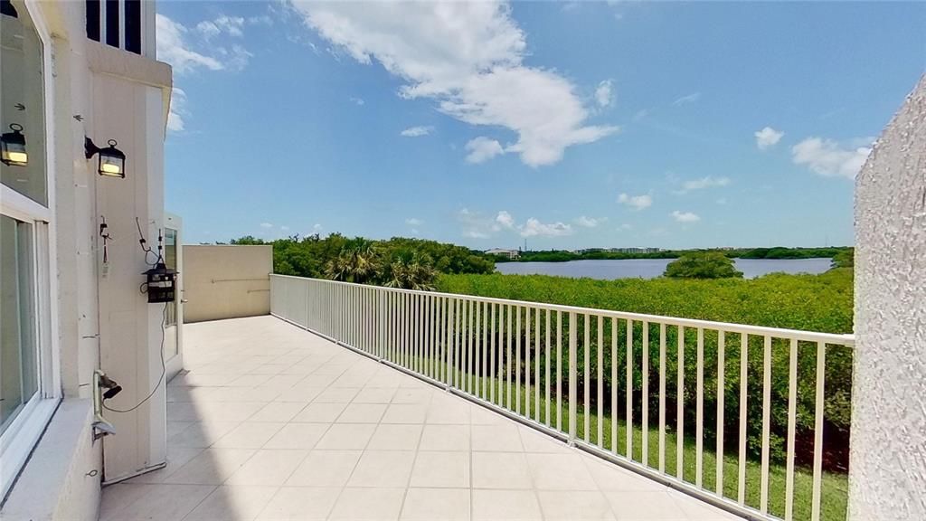 For Rent: $2,799 (3 beds, 2 baths, 1620 Square Feet)