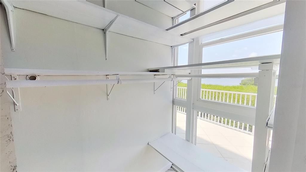 For Rent: $2,799 (3 beds, 2 baths, 1620 Square Feet)