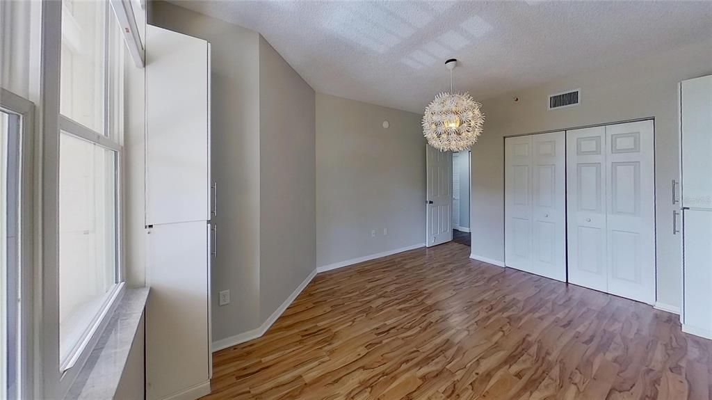 For Rent: $2,799 (3 beds, 2 baths, 1620 Square Feet)