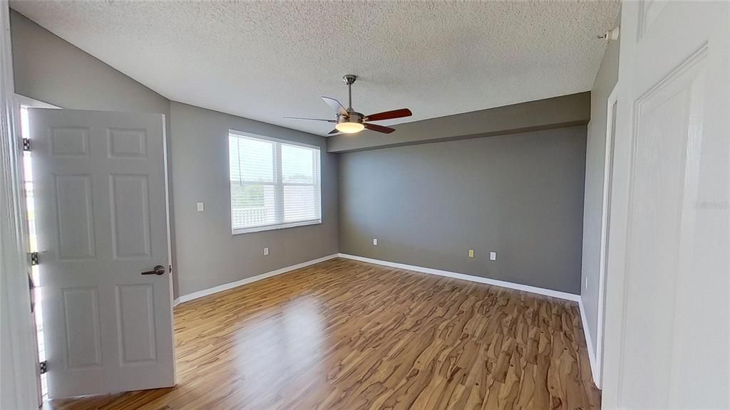 For Rent: $2,799 (3 beds, 2 baths, 1620 Square Feet)