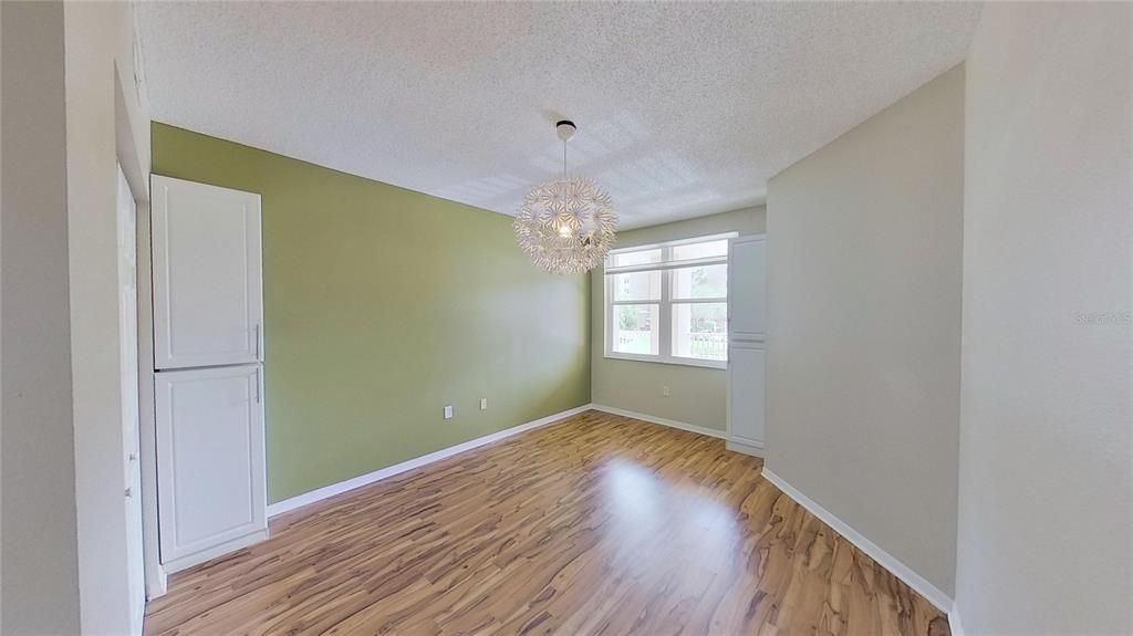 For Rent: $2,799 (3 beds, 2 baths, 1620 Square Feet)