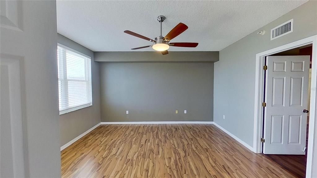 For Rent: $2,799 (3 beds, 2 baths, 1620 Square Feet)