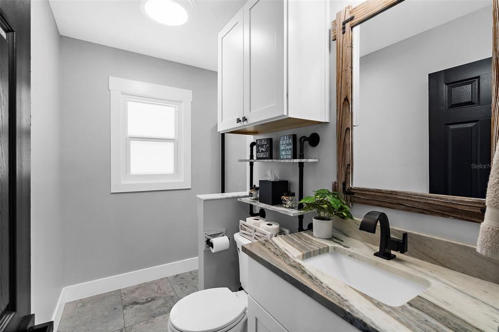 待售: $1,200,000 (3 贝兹, 3 浴室, 2710 平方英尺)