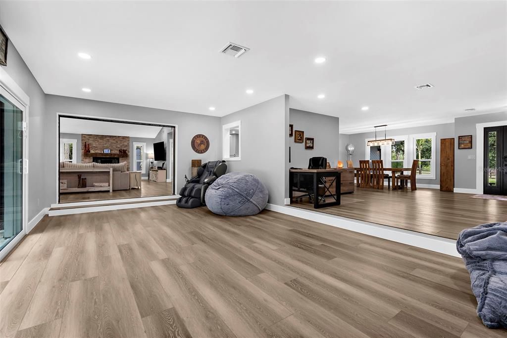 待售: $1,200,000 (3 贝兹, 3 浴室, 2710 平方英尺)