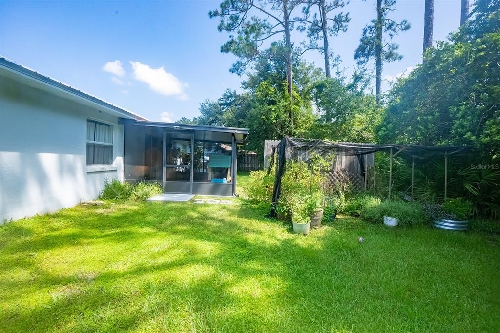 Active With Contract: $244,900 (3 beds, 2 baths, 1116 Square Feet)