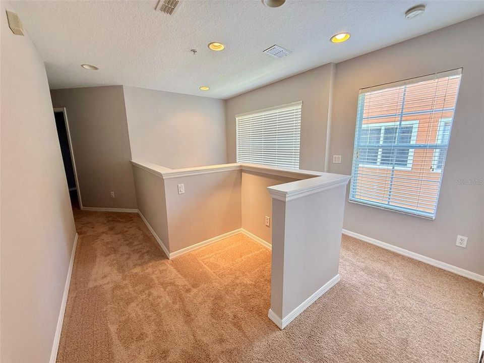 Active With Contract: $355,000 (3 beds, 2 baths, 1609 Square Feet)