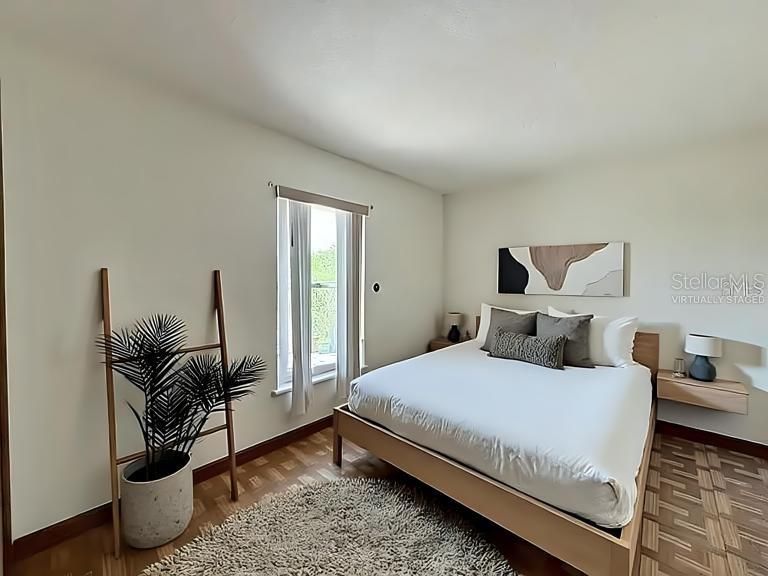 Под контрактом: $170,000 (2 спален, 2 ванн, 1050 Квадратных фут)