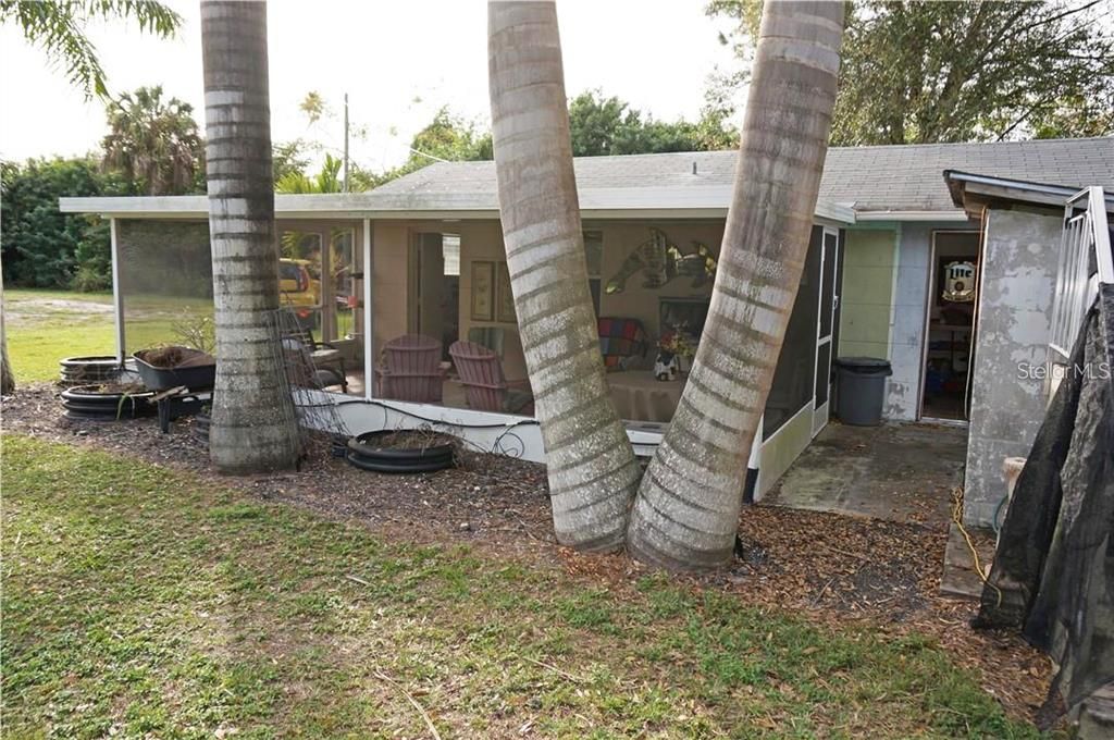 For Sale: $324,500 (2 beds, 0 baths, 1352 Square Feet)