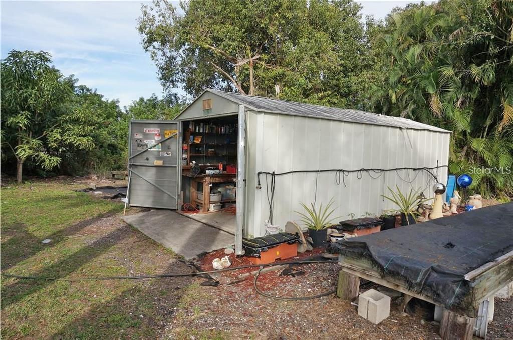 For Sale: $324,500 (2 beds, 0 baths, 1352 Square Feet)