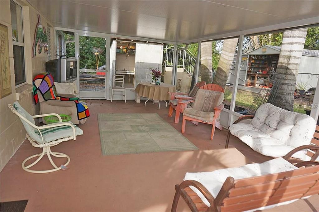 For Sale: $324,500 (2 beds, 0 baths, 1352 Square Feet)