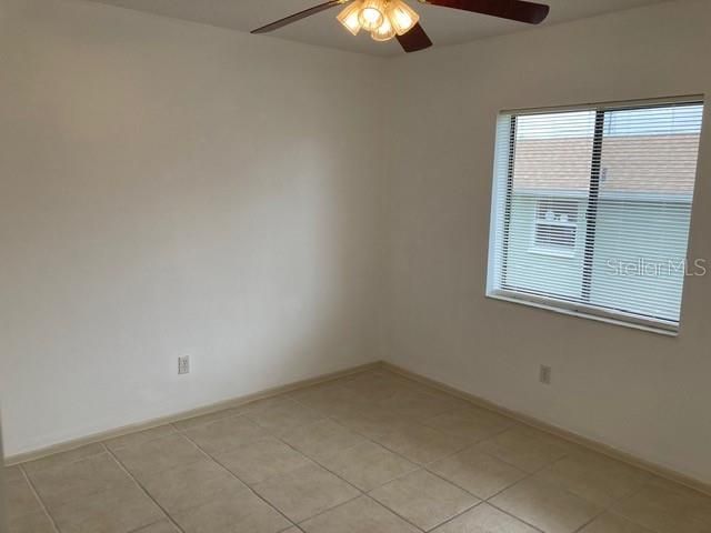 For Rent: $1,250 (2 beds, 2 baths, 896 Square Feet)