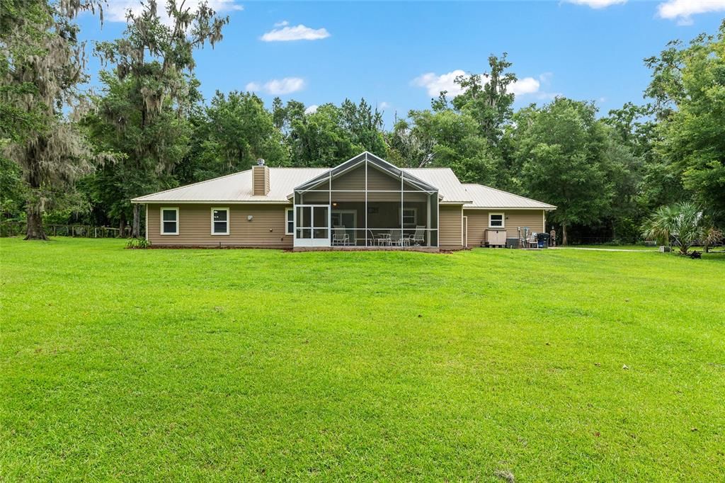 合同活跃: $520,000 (3 贝兹, 2 浴室, 2274 平方英尺)