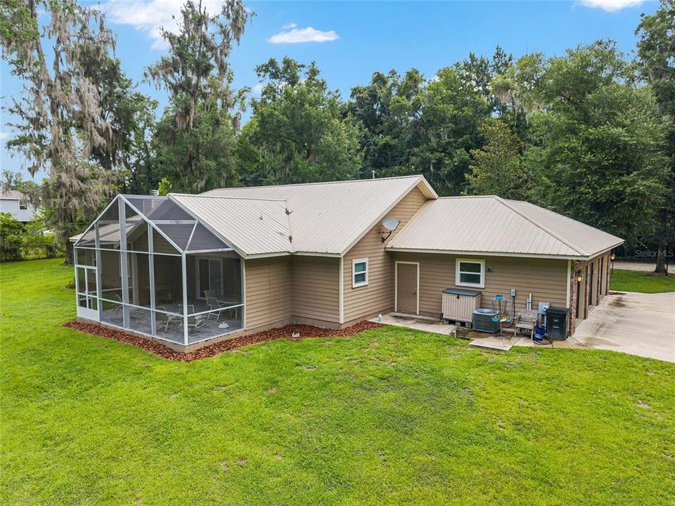 合同活跃: $520,000 (3 贝兹, 2 浴室, 2274 平方英尺)