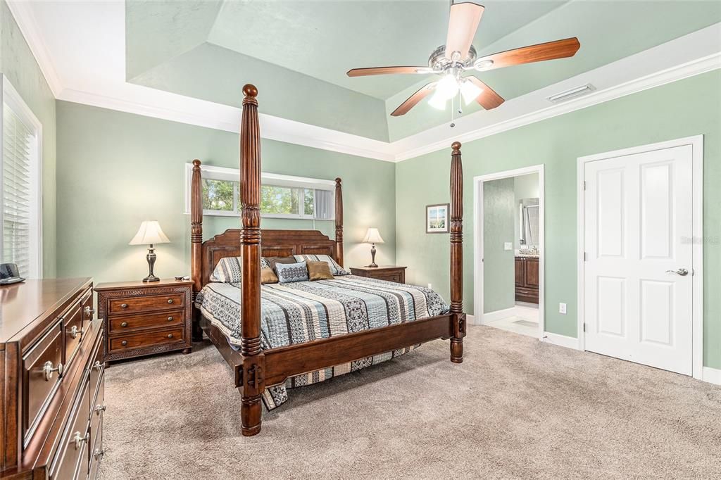 合同活跃: $520,000 (3 贝兹, 2 浴室, 2274 平方英尺)