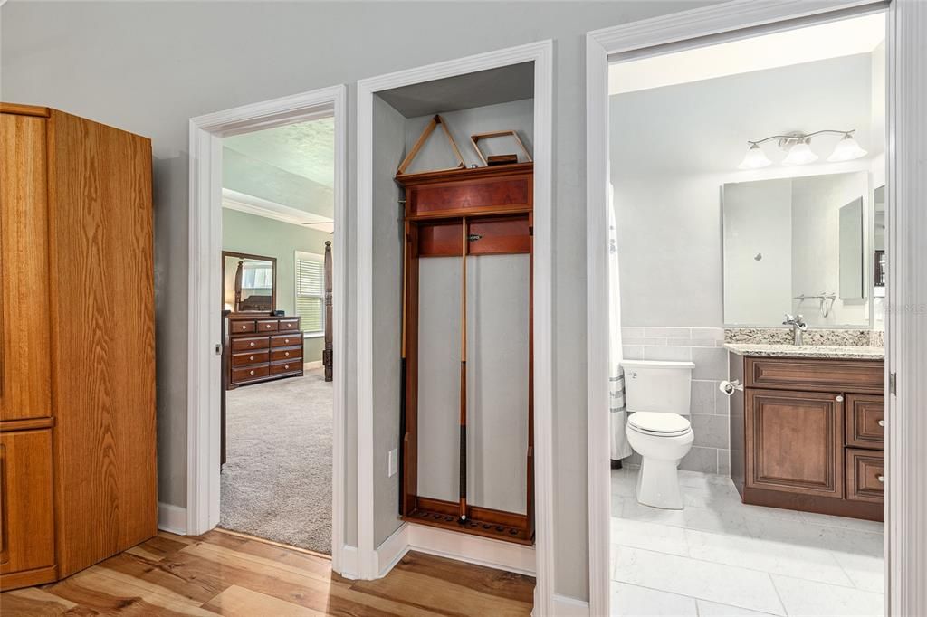 合同活跃: $520,000 (3 贝兹, 2 浴室, 2274 平方英尺)