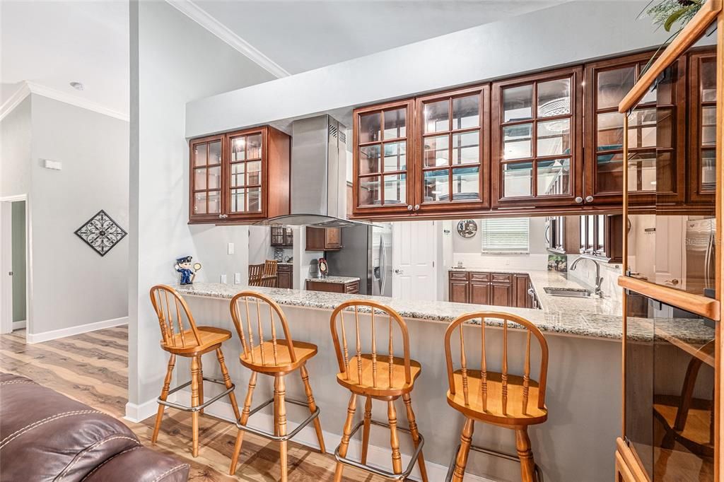 合同活跃: $520,000 (3 贝兹, 2 浴室, 2274 平方英尺)