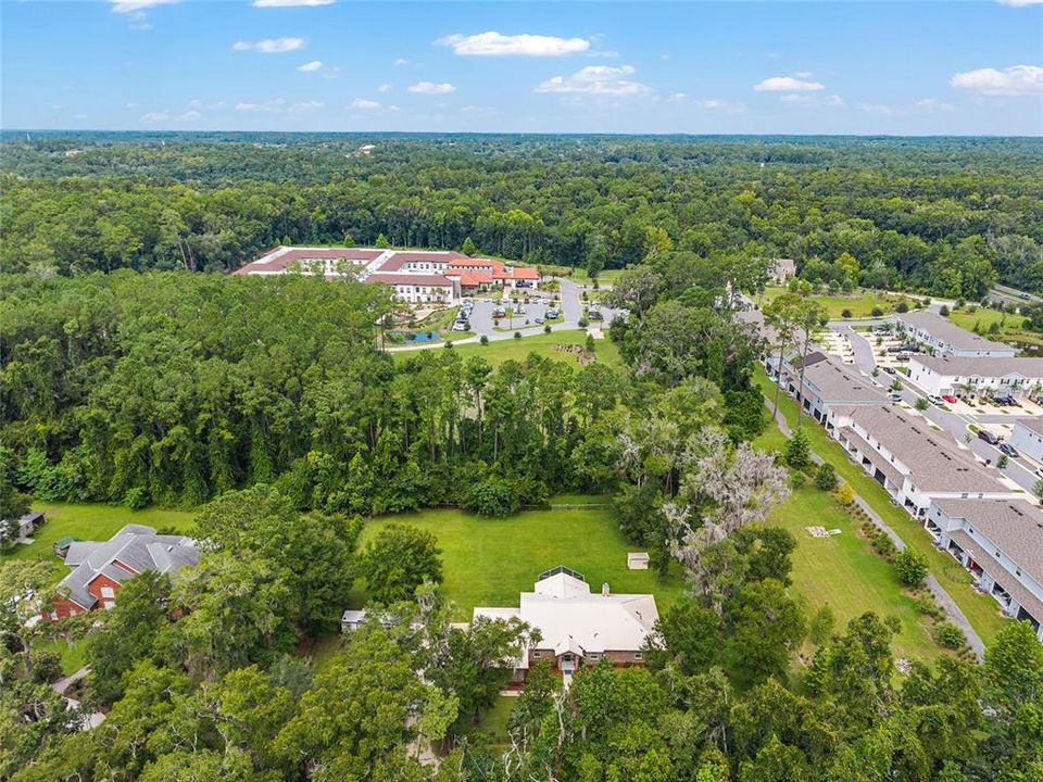 合同活跃: $520,000 (3 贝兹, 2 浴室, 2274 平方英尺)