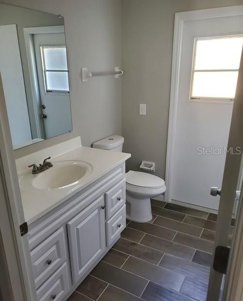 В аренду: $2,100 (3 спален, 2 ванн, 1585 Квадратных фут)