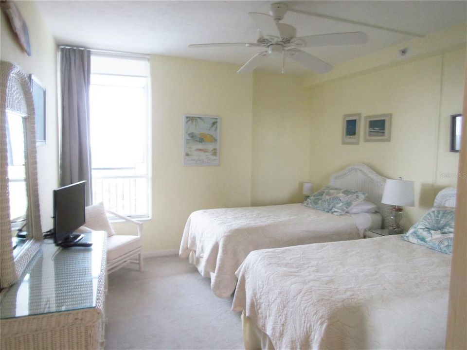 出租: $7,000 (2 贝兹, 2 浴室, 1284 平方英尺)