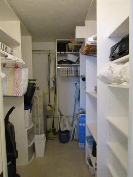 出租: $7,000 (2 贝兹, 2 浴室, 1284 平方英尺)