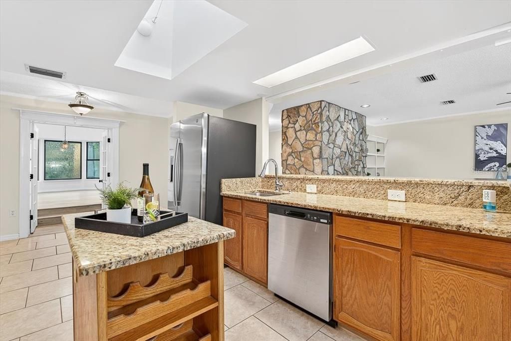 For Sale: $334,990 (3 beds, 2 baths, 2069 Square Feet)