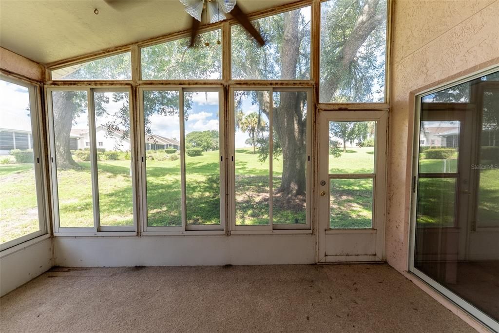 Active With Contract: $119,900 (2 beds, 2 baths, 1062 Square Feet)