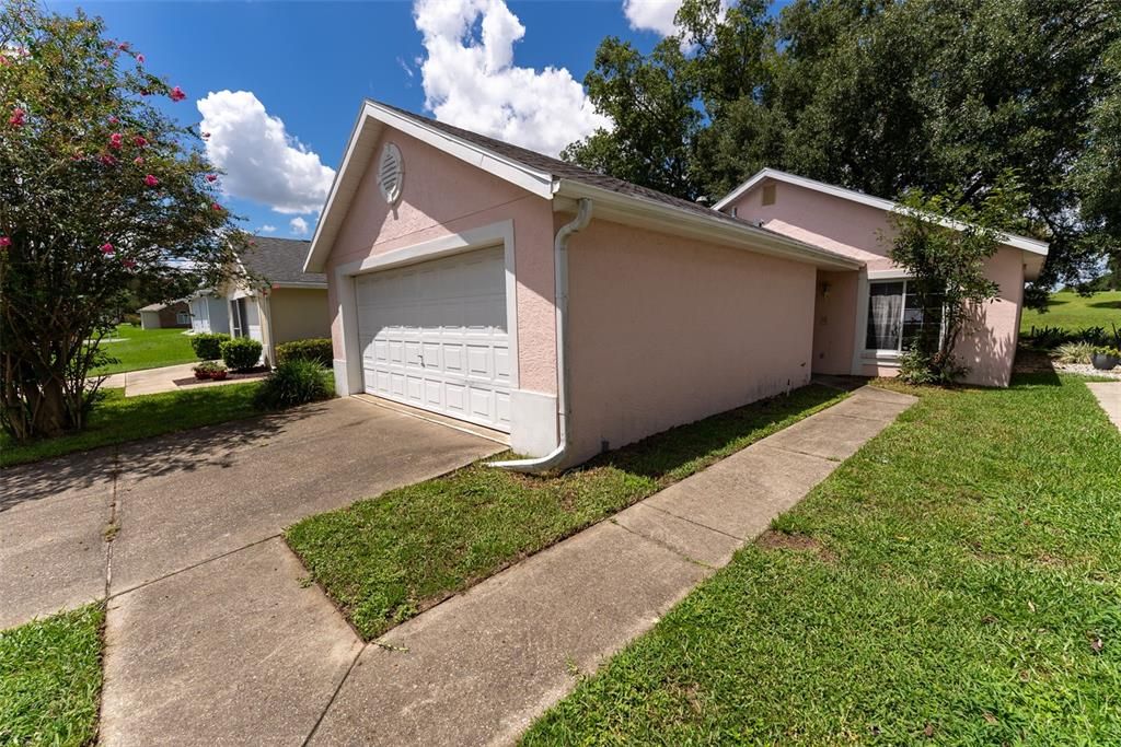 Active With Contract: $119,900 (2 beds, 2 baths, 1062 Square Feet)