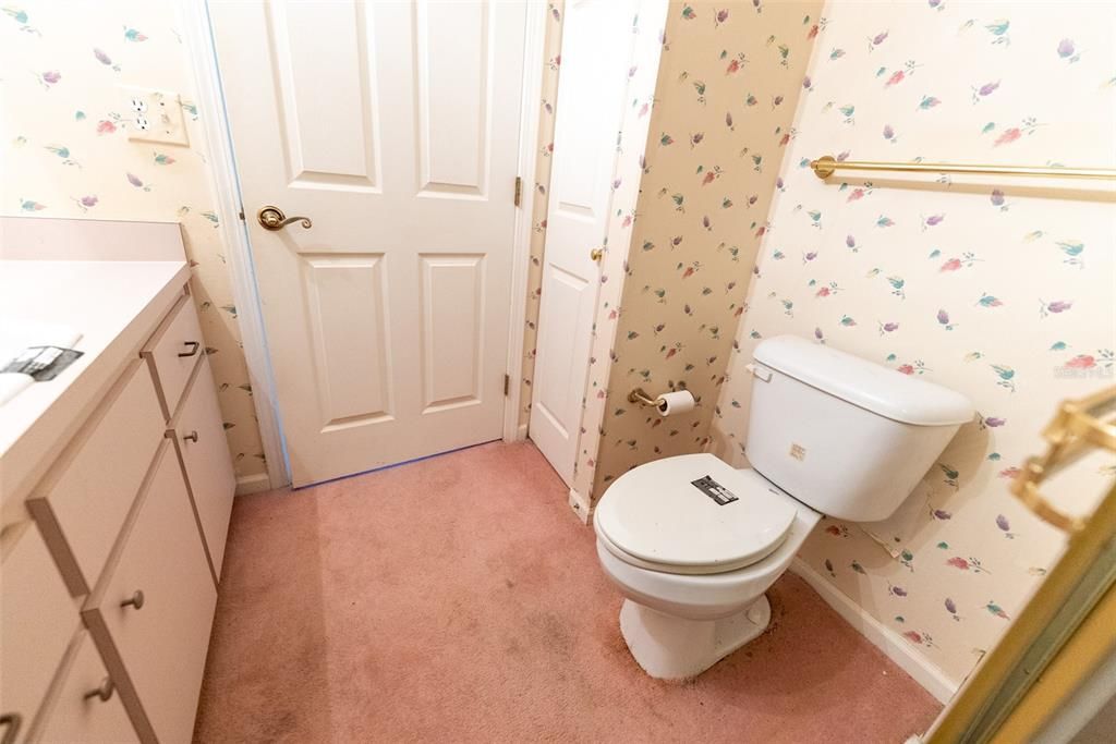 Active With Contract: $119,900 (2 beds, 2 baths, 1062 Square Feet)