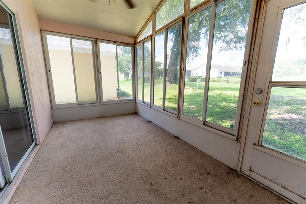Active With Contract: $119,900 (2 beds, 2 baths, 1062 Square Feet)