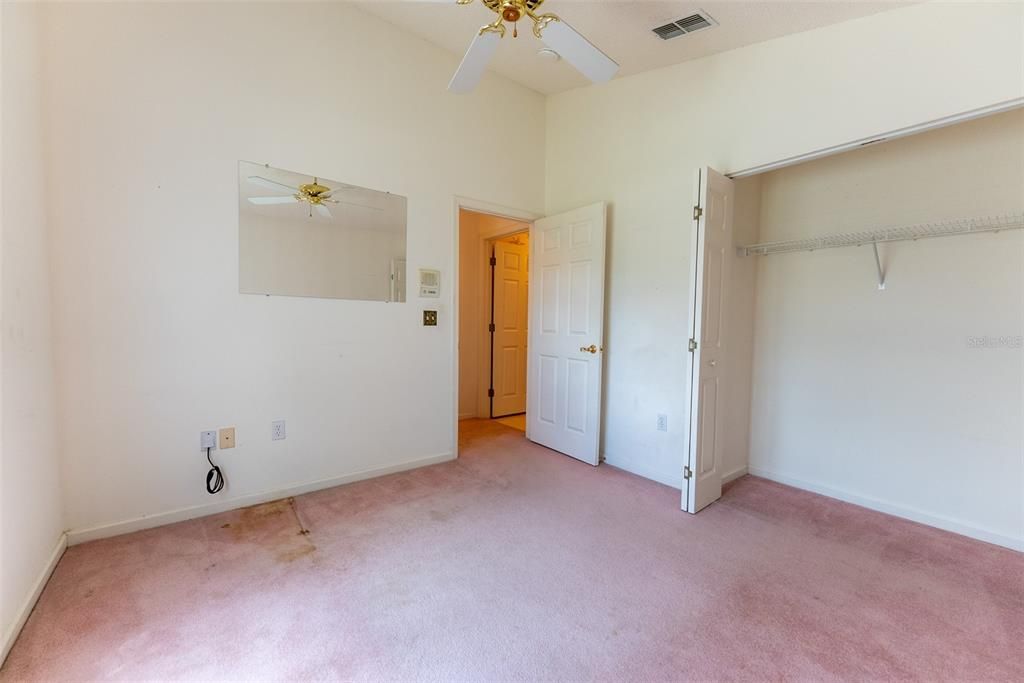 Active With Contract: $119,900 (2 beds, 2 baths, 1062 Square Feet)