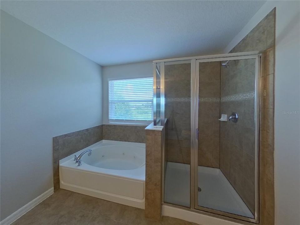 Active With Contract: $2,489 (4 beds, 2 baths, 2681 Square Feet)