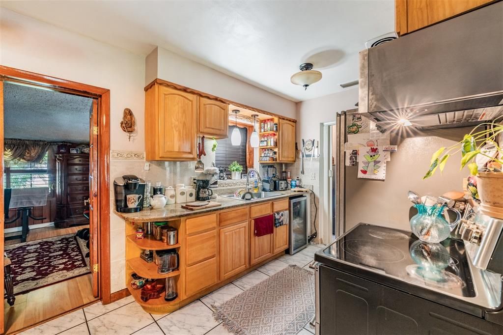 For Sale: $475,000 (3 beds, 1 baths, 1344 Square Feet)