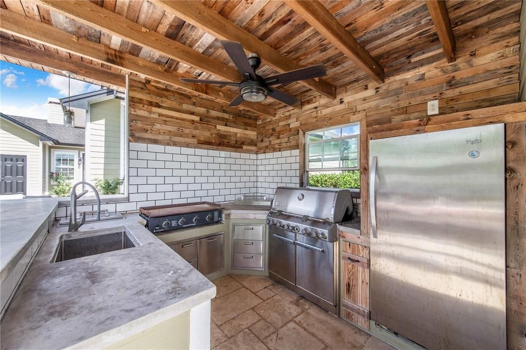 En Venta: $1,950,000 (5 camas, 3 baños, 3238 Pies cuadrados)