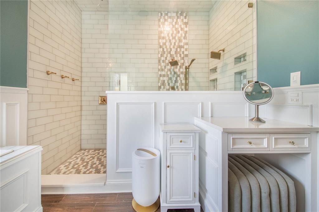 En Venta: $1,950,000 (5 camas, 3 baños, 3238 Pies cuadrados)