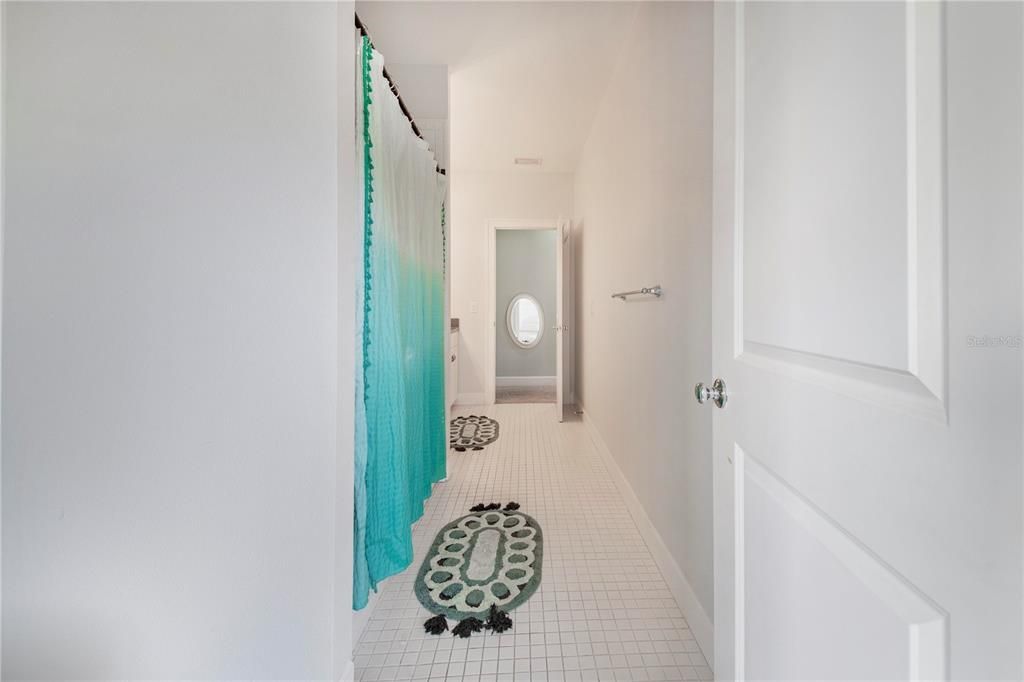 En Venta: $1,950,000 (5 camas, 3 baños, 3238 Pies cuadrados)