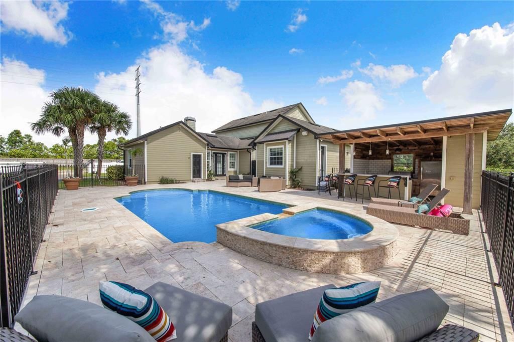 En Venta: $1,950,000 (5 camas, 3 baños, 3238 Pies cuadrados)