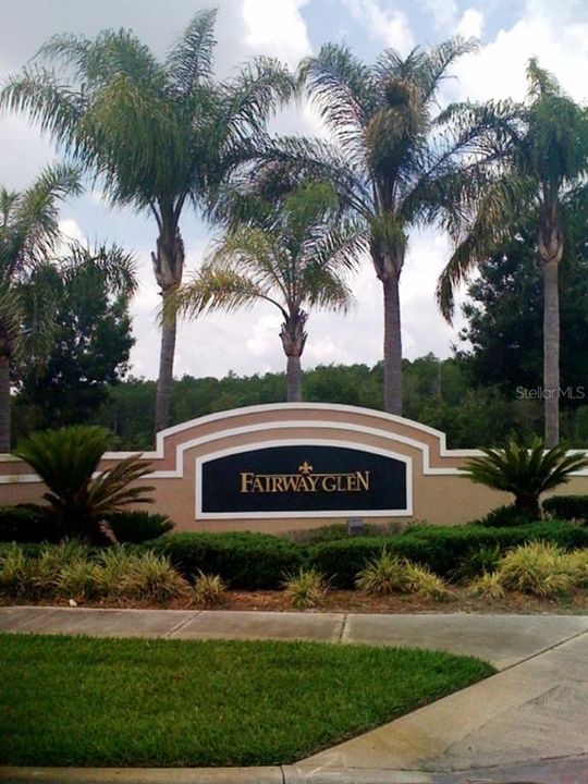 合同活跃: $1,695 (3 贝兹, 2 浴室, 1162 平方英尺)