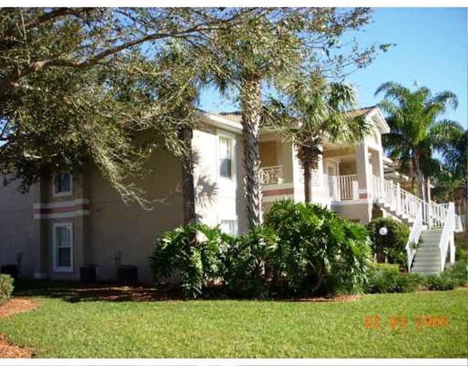 合同活跃: $1,695 (3 贝兹, 2 浴室, 1162 平方英尺)