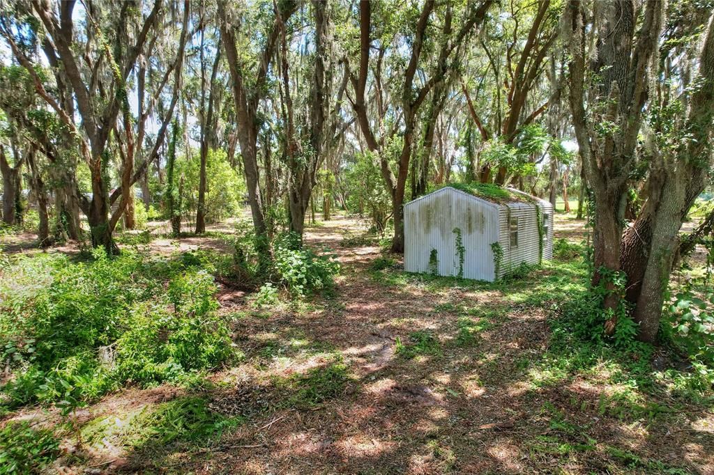 Active With Contract: $555,000 (3 beds, 2 baths, 2805 Square Feet)