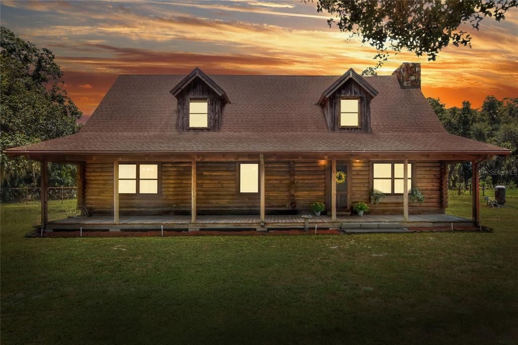 Active With Contract: $555,000 (3 beds, 2 baths, 2805 Square Feet)